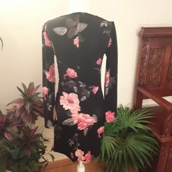 Planet Gold | NWT Floral Scoop Neck Bodycon Dress - Picture 7 of 10